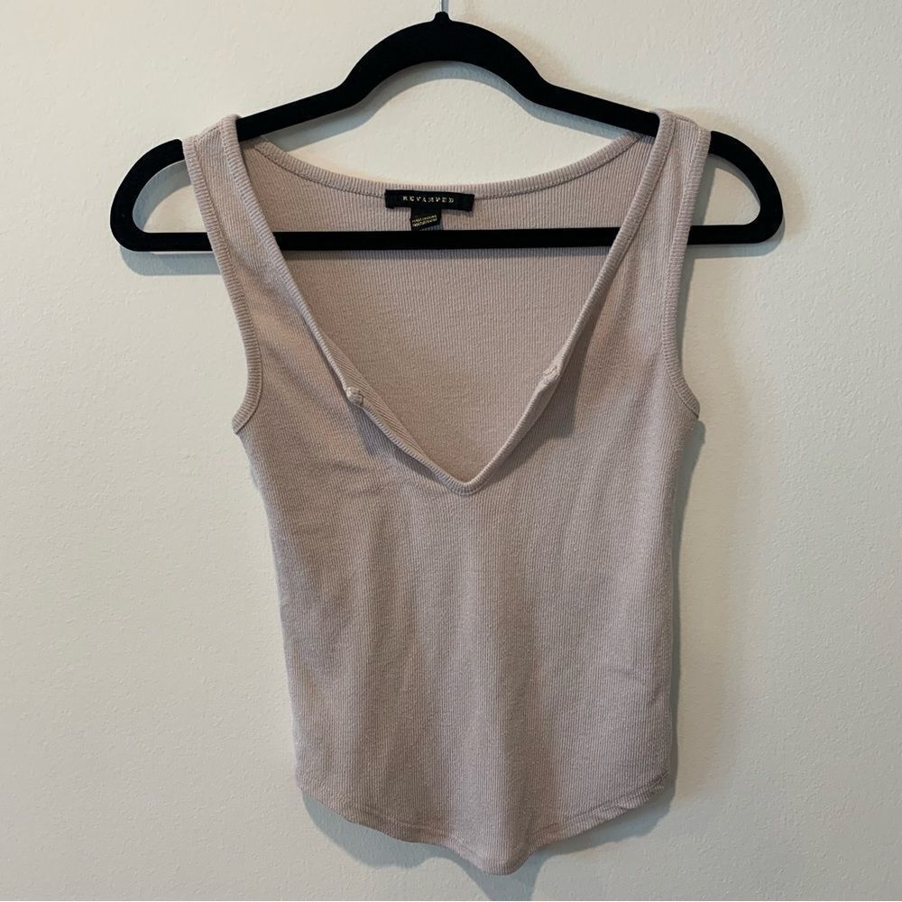 Revamped Beige Ribbed Notched V-Neck Tank Top Size Small